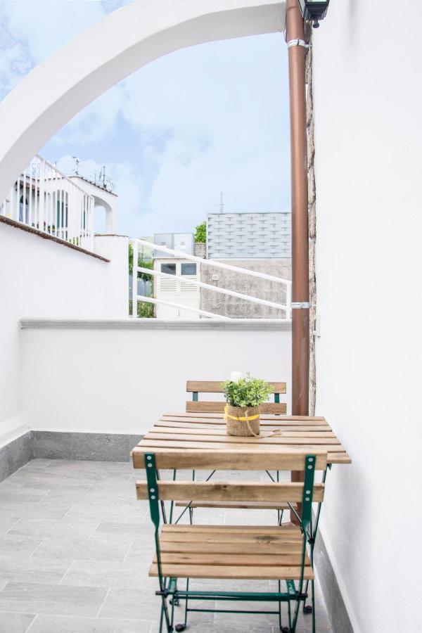 Porcavilla B&B Ischia Eksteriør billede